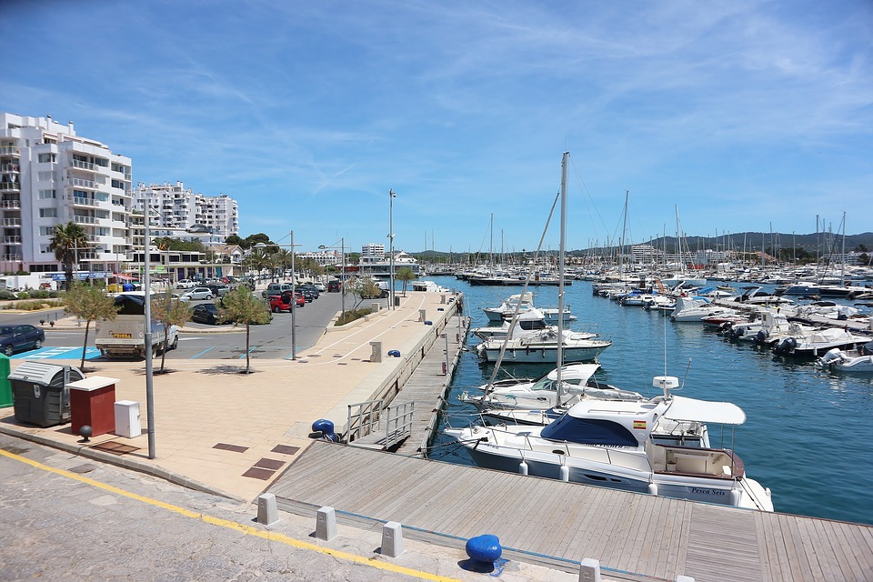 Bild des Fährhafens in Ibiza (Sant Antoni)